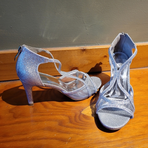 Silver Slipper Formal Heels - Picture 7 of 7